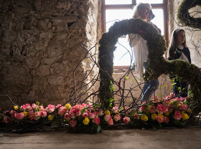 У замку "Сент-Міклош" в Чинадієві відбудеться феєричний фестиваль квітів