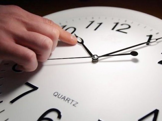 Стефанчук озвучив важливе уточнення про скасування переведення годинників