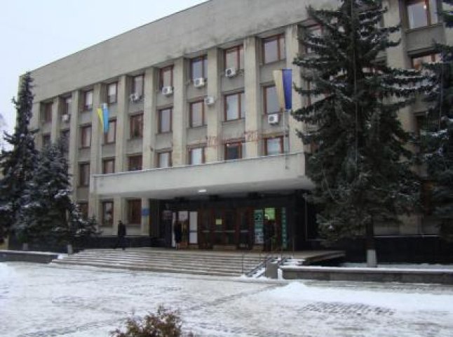 В Ужгородській міській раді СБУ і прокуратура проводять обшуки