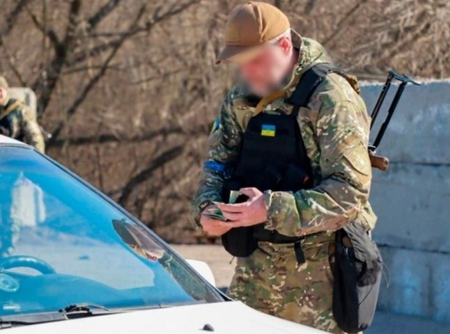 Такого права працівник військкомату не має: для українців оприлюднили важливе пояснення