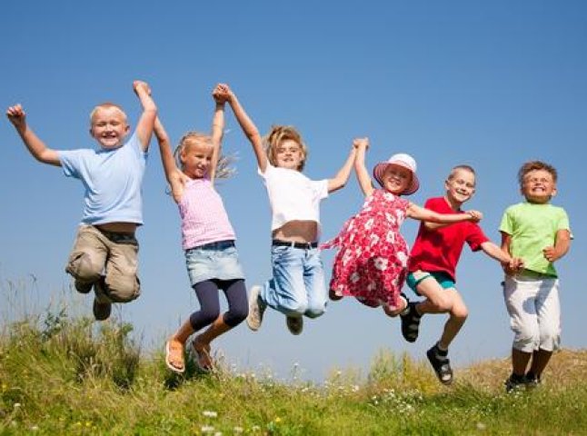 У Мукачеві для дітей влаштують розважальний захід «Країна здоров’я»