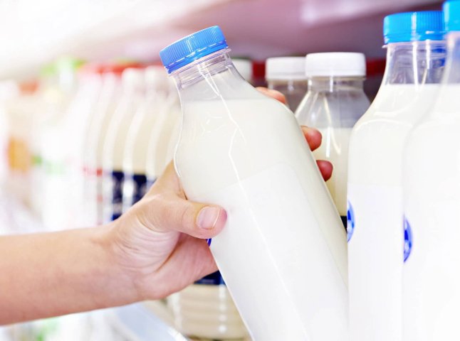 На скільки подорожчає молоко, масло та інші продукти: радять готуватись до нових цін