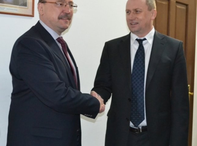 Держсекретар МЗС Угорщини відвідав Берегово та зустрівся з мером