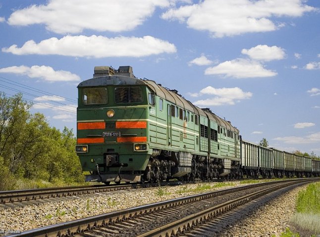 На перегоні "Мукачево-Ключарки" поїзд переїхав мукачівця, чоловік загинув на місці