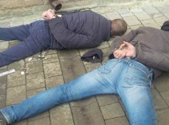 В Ужгороді поліцейські затримали квартирних крадіїв з Мукачева та Донецька