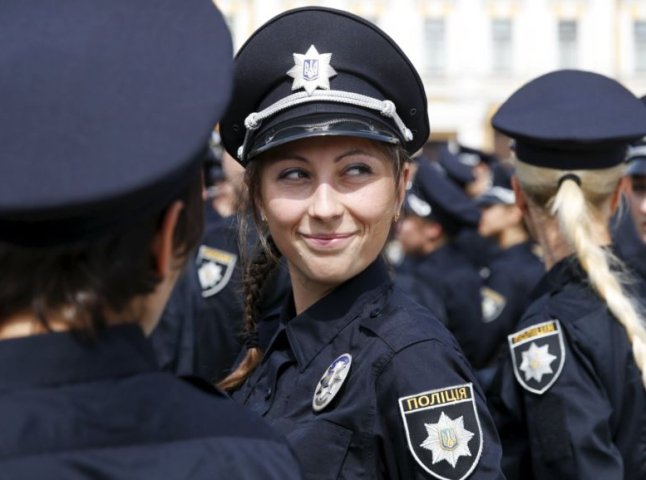 В мережі з’явилися нормативи з фізичної підготовки для претендентів у нову поліцію