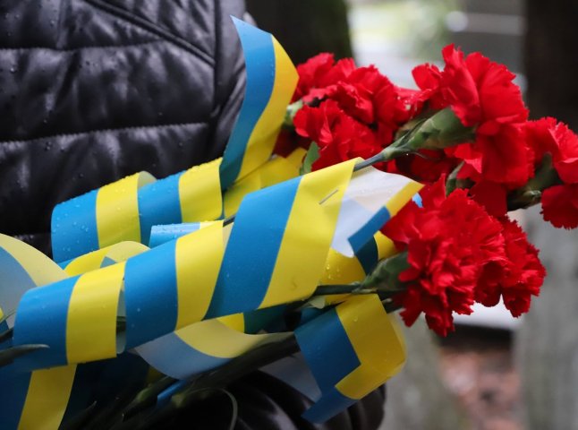 В Ужгороді поховають загиблого на війні Сергія Шпонтака