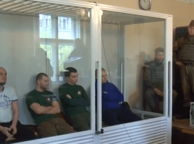 Суд над правосекторівцями продовжиться у Мукачеві