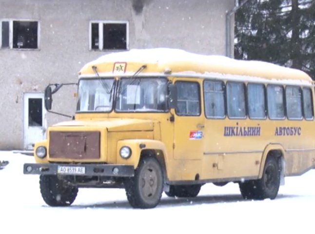 За період кількох мобілізацій 4 гірських райони Закарпаття віддали в зону АТО 20 автобусів