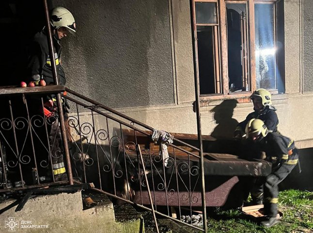 Небайдужі сусіди врятували чоловіка з палаючого будинку