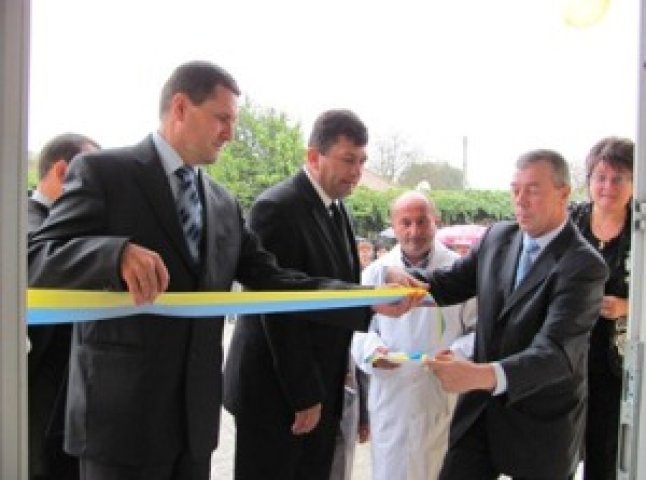 На Мукачівщині влада відкрила сучасну амбулаторію сімейної медицини