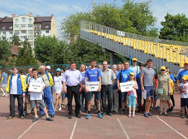 В Ужгороді за медалі спартакіади боролись понад 1000 спортсменів-медиків