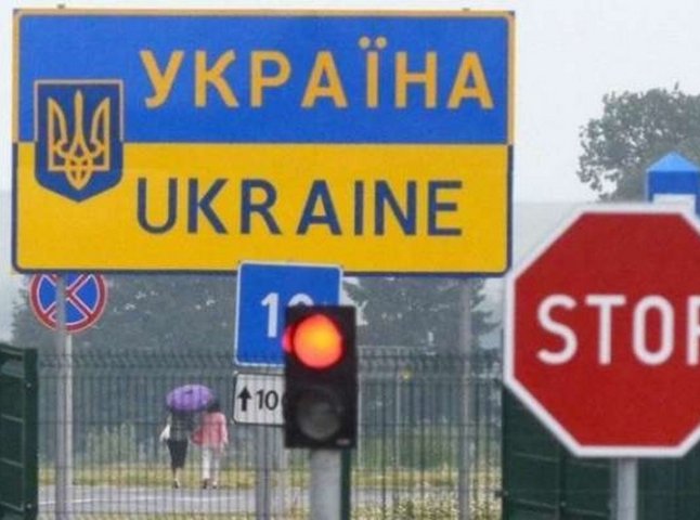 Президент сусідньої країни наказав повністю перекрити кордон із Україною