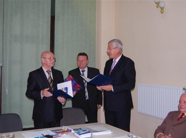 У Мукачеві затвердили склад комісії, яка визначатиме достойних звання "Почесного громадянина міста"