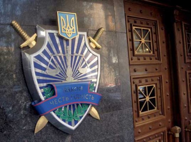 Прокуратура Тячівщини захистила в суді законні права неповнолітнього на будинок