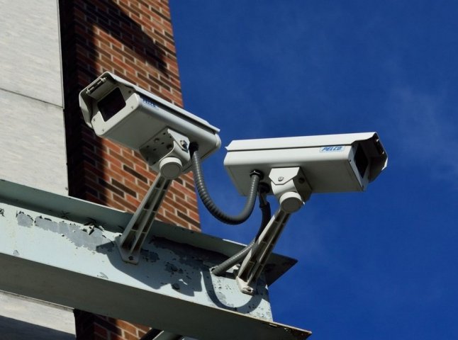 У Хусті з’являться нові камери відеофіксації порушення ПДР