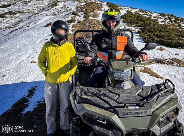 Рятувальники розповіли про «пригоди» молодої жінки у горах Рахівщини Рятувальники розповіли про «пригоди» молодої жінки у горах Рахівщини