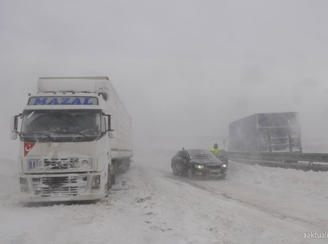 У Словаччині розбився автобус сполученням Прага – Ужгород: двоє пасажирів загинуло, 25 людей травмовано (ФОТО)