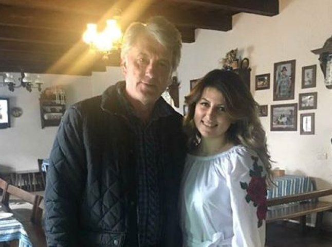 Віктор Ющенко відвідав колоритне закарпатське село