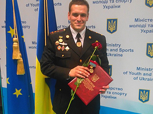 Закарпатський піротехнік отримав почесну нагороду від Кабінету Міністрів України