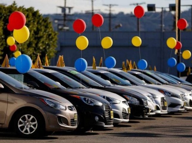 В Україні за рік вдвічі зросли продажі вживаних авто