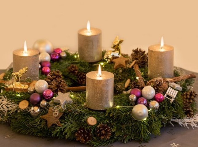 Різдво 25 грудня: як відзначають, історія свята та прикмети дня