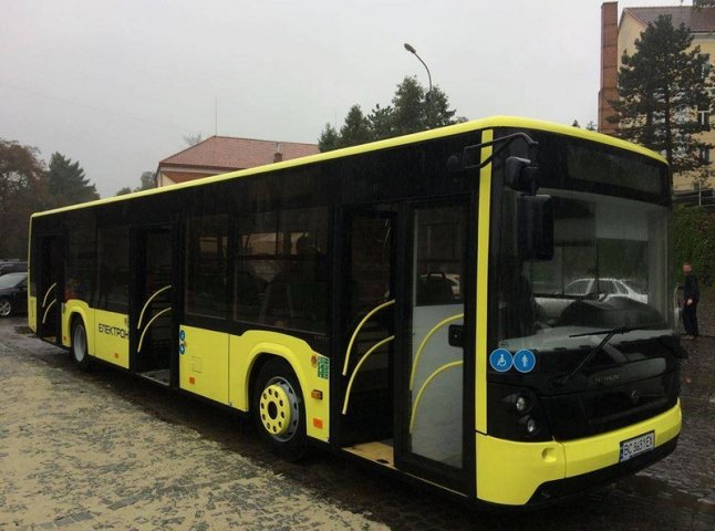 Для Ужгорода закупили 10 сучасних автобусів