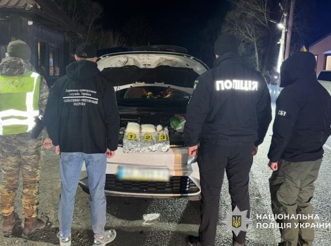 Поліцейські розповіли про випадок, який трапився на в’їзді в область