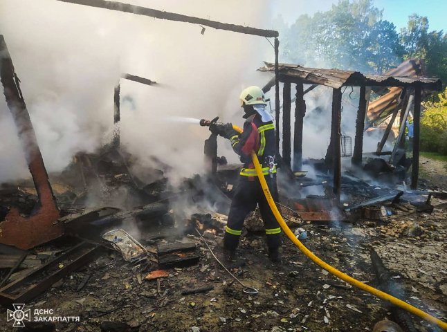 Зранку у селі Мукачівського району трапилась пожежа