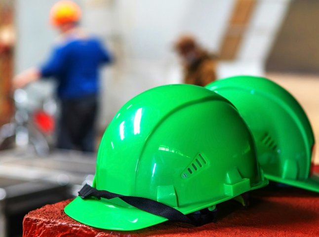 Головна проблема — мобілізація: в Україні роботодавцям не вистачає рук Головна проблема — мобілізація: в Україні роботодавцям не вистачає рук
