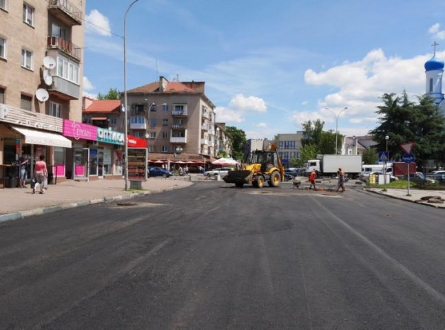 В Ужгороді закінчують ремонт вулиці Заньковецької