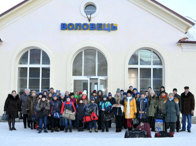 На Закарпаття для зимового відпочинку приїхали діти з прифронтової Луганщини