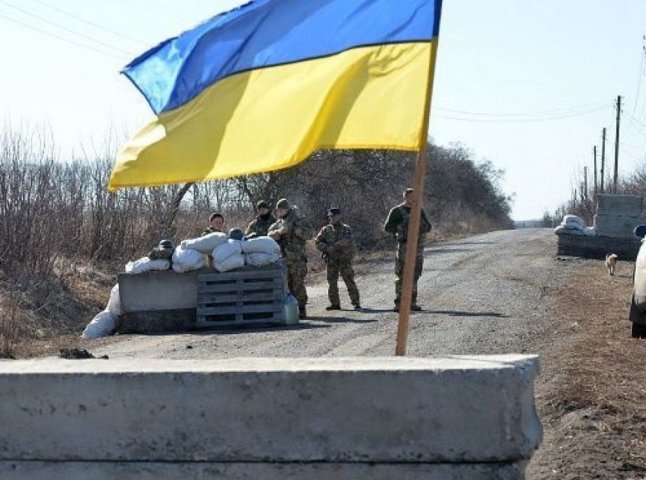 Українські військові звільнили ворога з Житомирщини