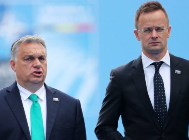 У ЗМІ повідомляють, що Орбан та Сійятро планують візит до москви