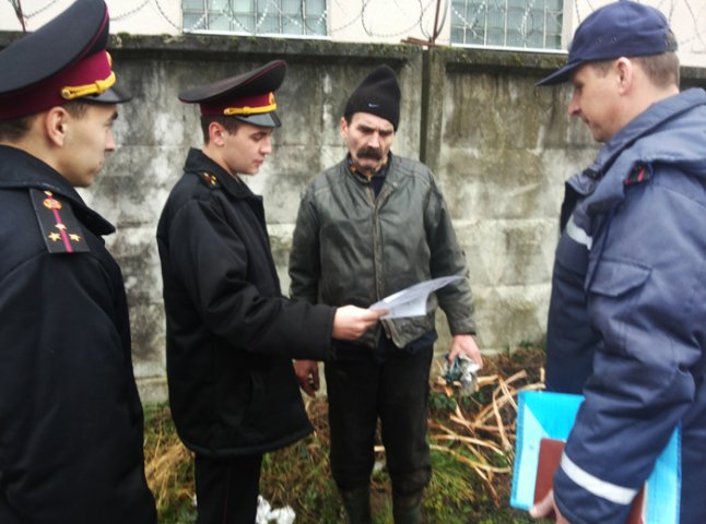 На Ужгородщині рятувальники провели рейд у житловому секторі