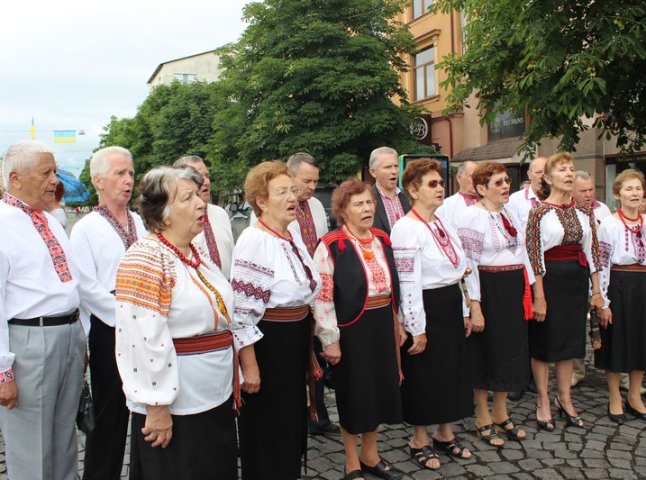 У Мукачеві відзначили 20-ту річницю Конституції України