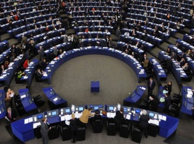 У Європарламенті прийняли доленосне рішення у питанні безвізу для України