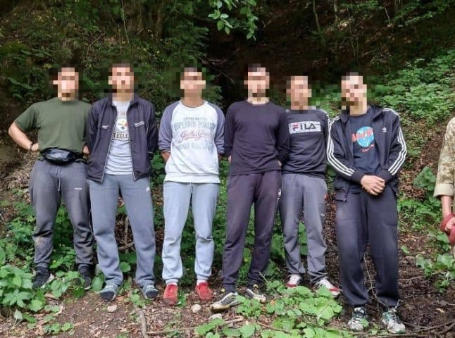 На Закарпатті затримано 6-х чоловіків, які намагались виїхати за кордон