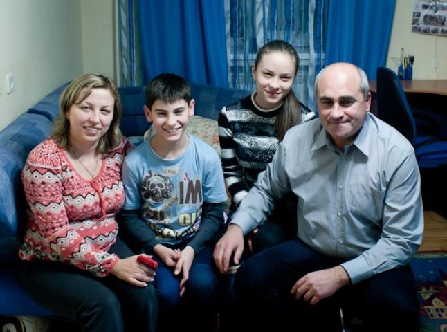 Тепер і в родині Михайла Лабоша з’явилась прийомна дитина (ФОТОРЕПОРТАЖ)