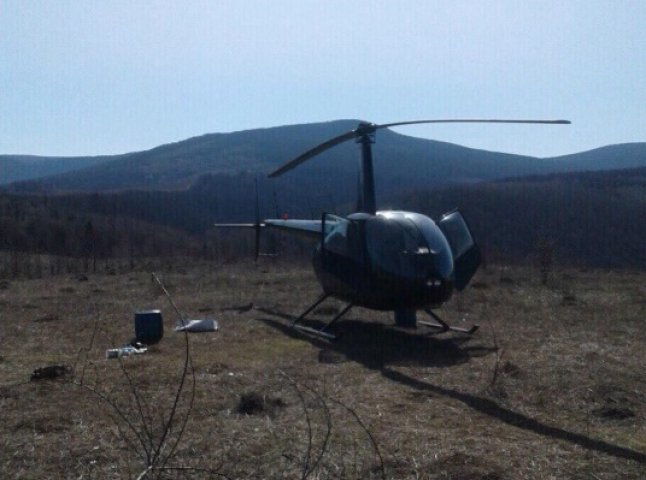 У Пузняківцях, що на Мукачівщині, виявили "нічийний" вертоліт