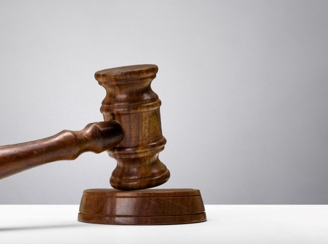 Зґвалтування неповнолітньої на Закарпатті: Верховний Суд повернув справу на новий розгляд