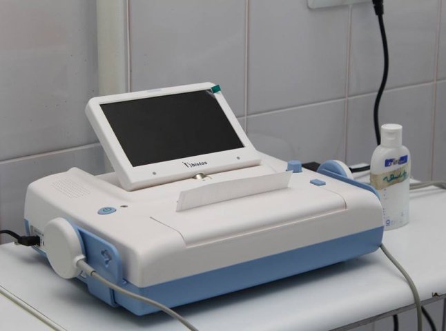 У Мукачеві пологове та неонатологічне відділення лікарні отримали нове обладнання