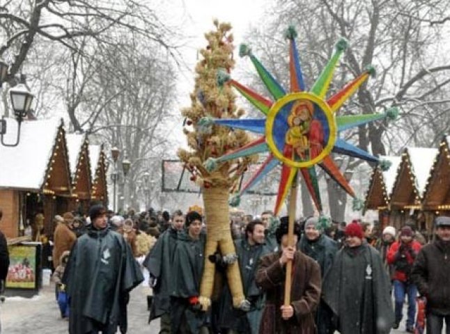 Активісти мають намір відродити автентичні різдвяні традицій Ужгорода