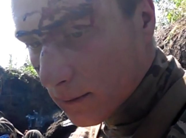 Інтернетом гуляє відео з солдатом з Ужгорода, взятим у полон під містом Щастя (ВІДЕО)