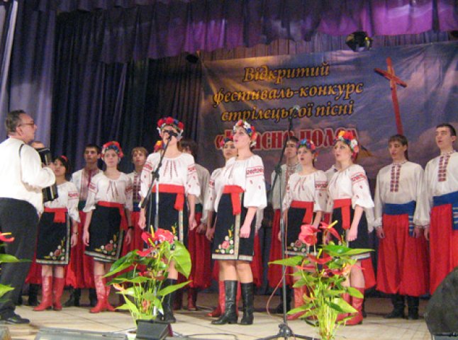 Запорізький хор "Дніпро" організував концертний тур містами Закарпаття