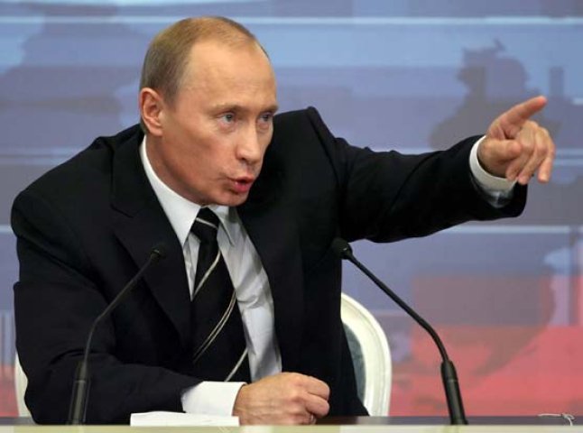 "Путін чекає війни. Путін стоїть на низькому старті, аби "відгризти" шматок нашої території", – Інна Богословська