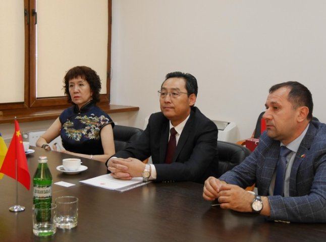 В Ужгород завітали гості із Китаю