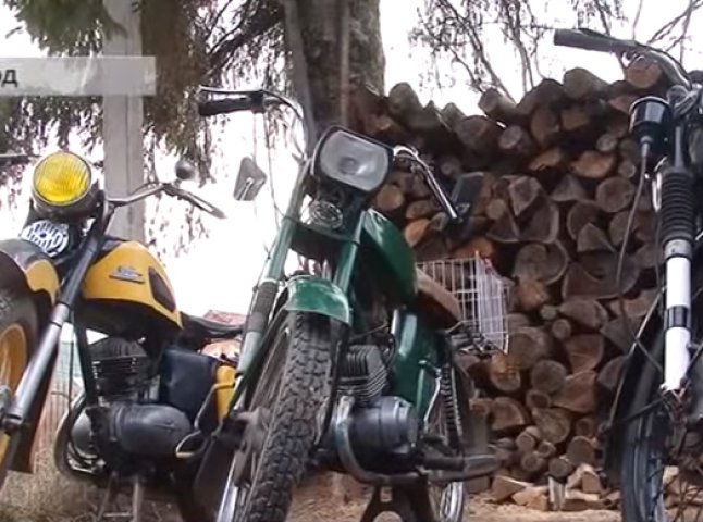 Ужгородець розповів про своє захоплення колекціонувати ретро-мотоцикли