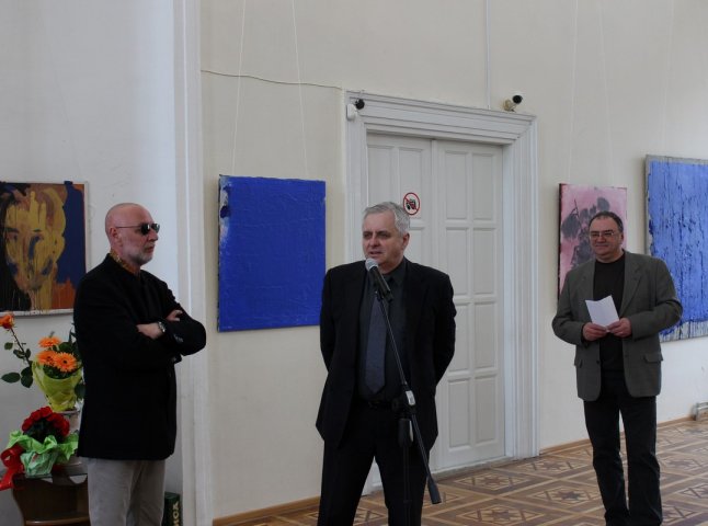 В Ужгороді відбулась виставка робіт художника Владислава Габди