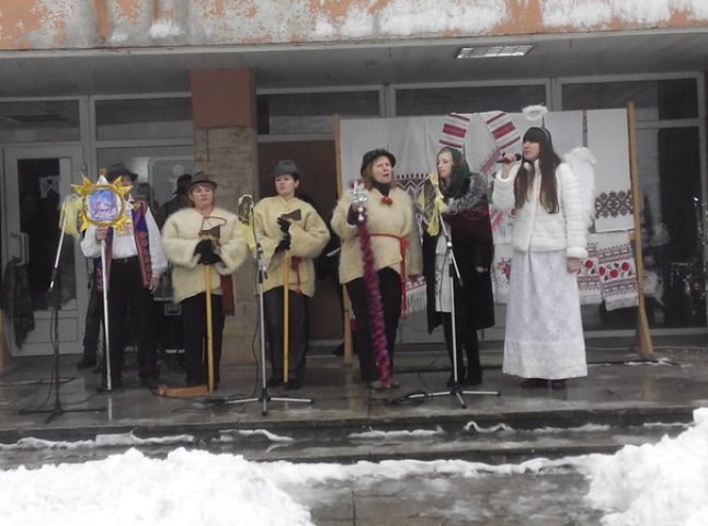 У Великому Березному колядували задля закарпатських військових